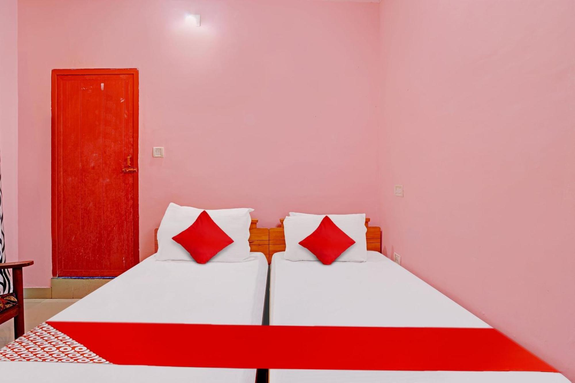 Hotel O Safa Inn Trippapur Eksteriør billede